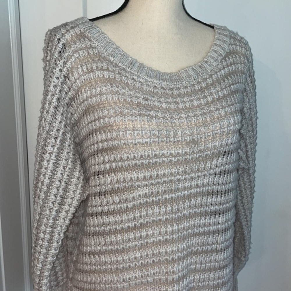 Express Oversized Sweater - Picture 2 of 7